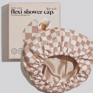 Kitsch Checkered Satin-Lined Flexi Shower Cap in Pink and White
